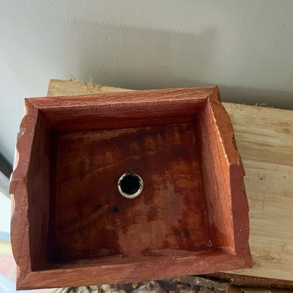 Hand Crafted Wooden Log Cabin incense Box - Picture 6 of 6